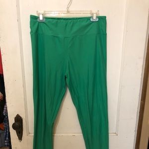Kelly Green TC leggings by Lularoe. TC. $20